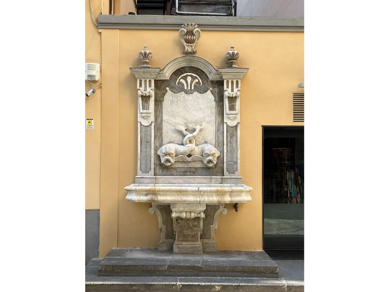 Schizzariello-Brunnen